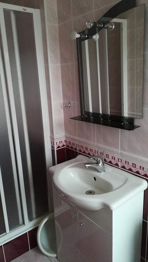 Privat Luptak Hotel Strba Luaran gambar